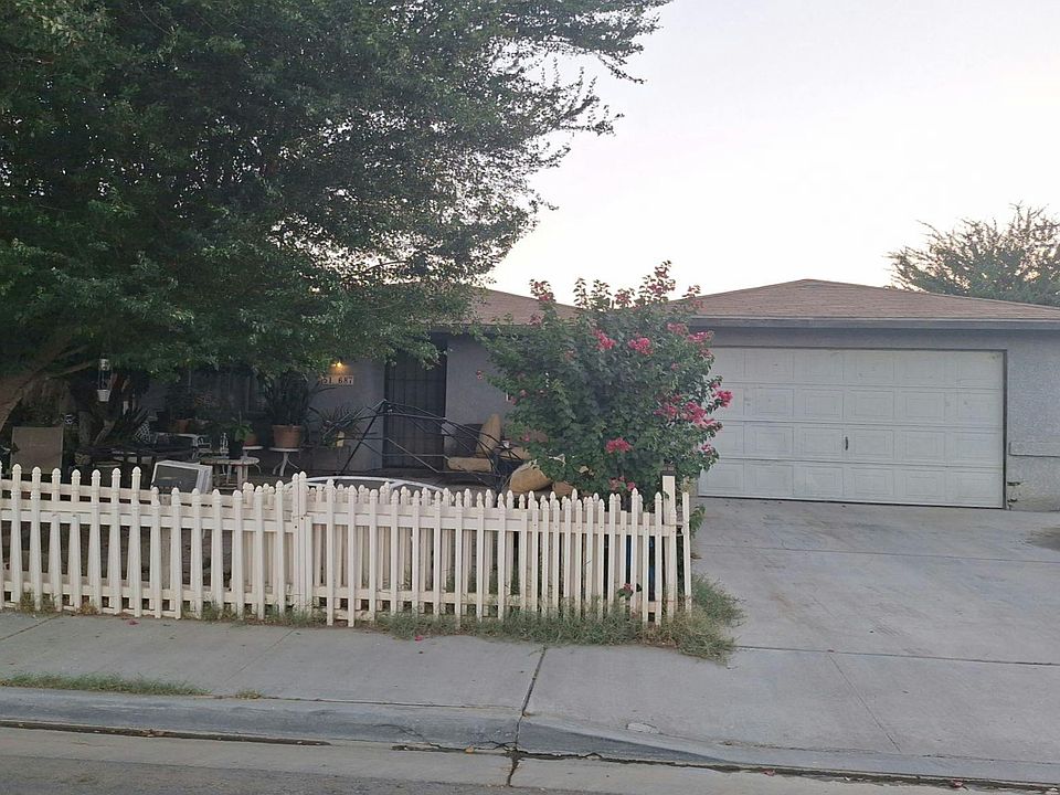 1st image of 51687 La Ponderosa Dr