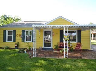 109 Ridge Ln, East Peoria, IL 61611