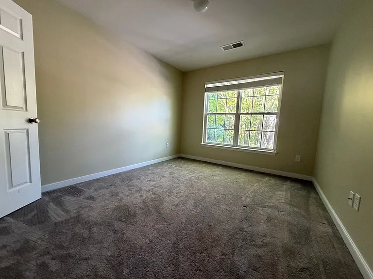 5539 Belle Pond Dr — Photo 18