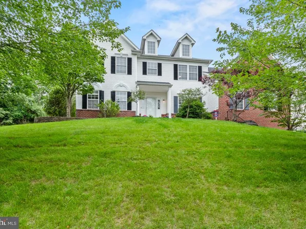 1017 Brassington Dr, Collegeville, PA 19426