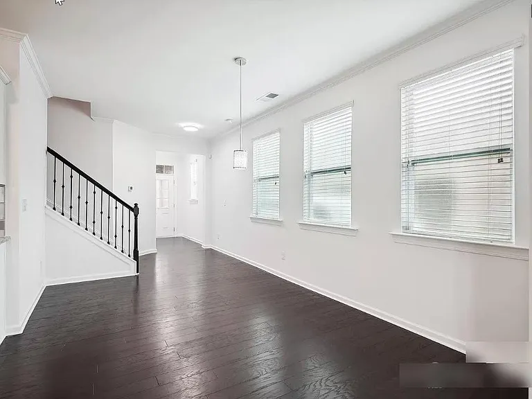 5538 Trieg Dr — Photo 16