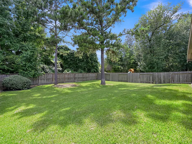 122 S Bearkat Ct — Photo 34