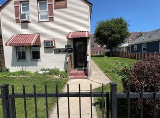 7446 W 64th St, Summit Argo, IL 60501