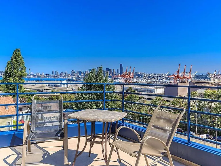 City View Apartments in West Seattle — Photo 12