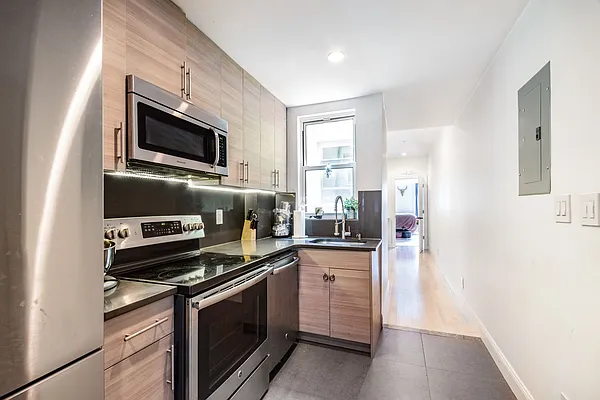 Rented by Compass | media 17