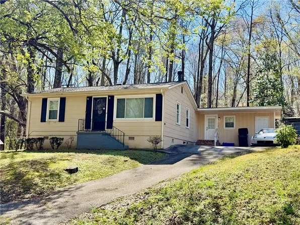 5143 Pinecrest Dr SW, Covington, GA 30014