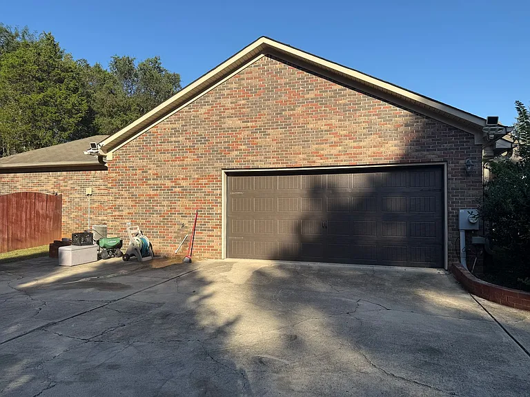 242 Turtle Creek Dr — Photo 3