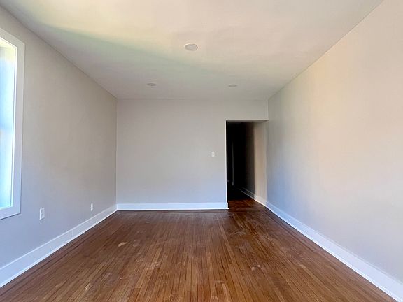 4th image of 140-70 Ash Ave #508