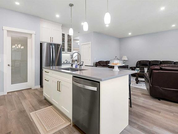 5th image of 78 W Lakes Estates Cir