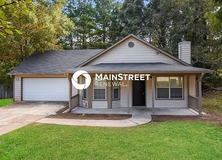 5404 Cindy Ln SE — Photo 1