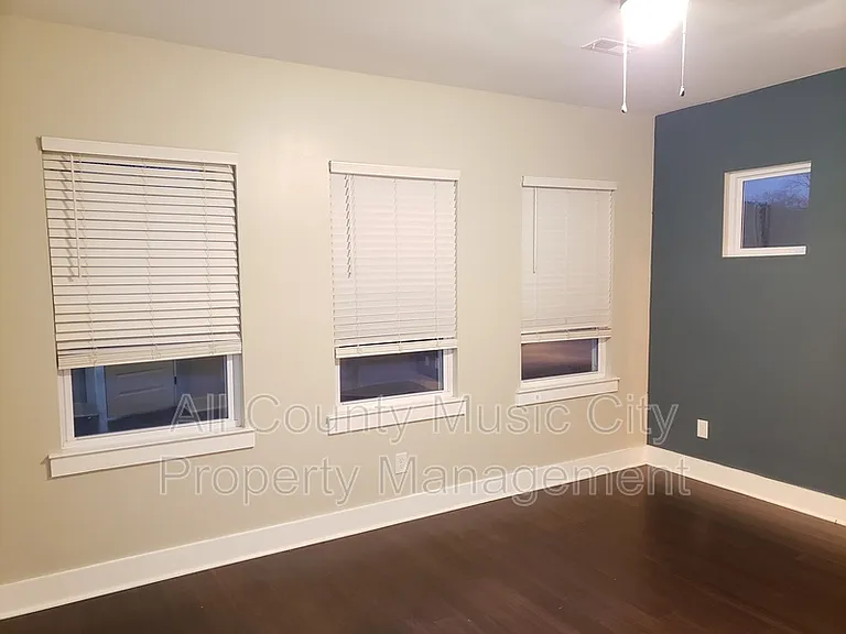 4064 Cedar Cir — Photo 9