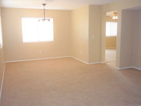 5th image of 989 E Stronghold Canyon Ln
