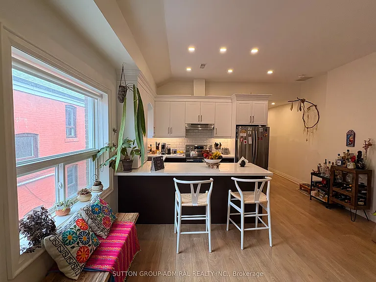 347 Northcliffe Blvd #2 — Photo 5