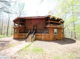 169 Cricket Creek Dr, Cherryville, NC 28021