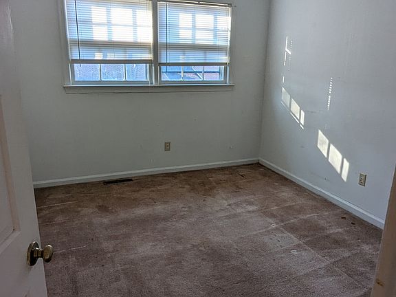 5th image of 401 Advocate Ct Unit C