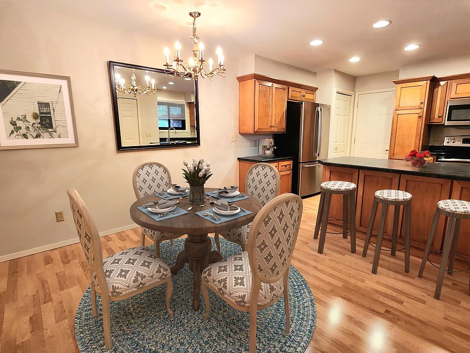 1st image of 8173 S Forest Hills Cir