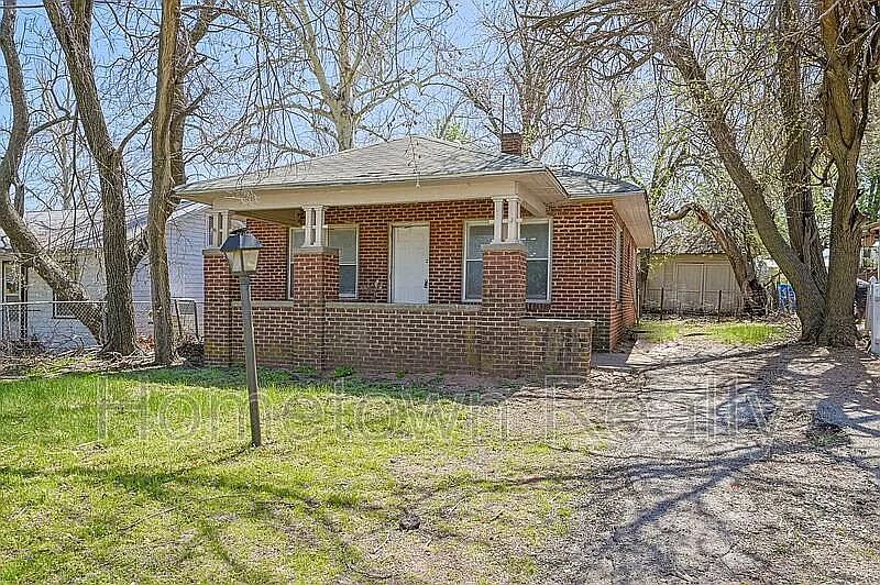 1st image of 612 SE 28th St