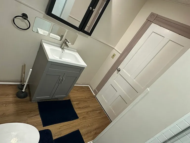 569 Washington Ave #2 — Photo 4