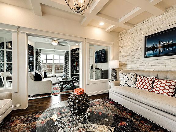 3rd image of 3005 Calvin Home