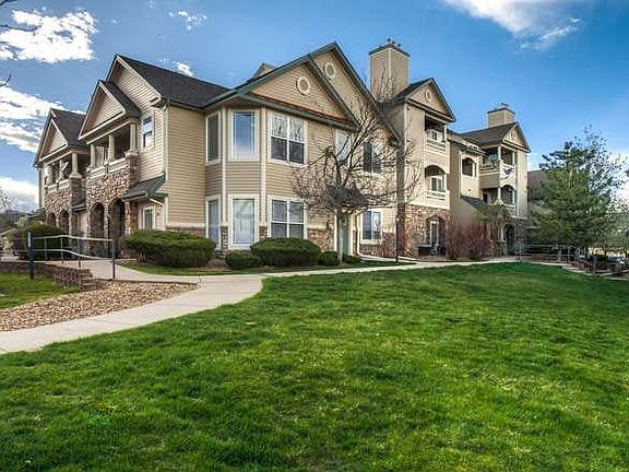 End Penthouse unit