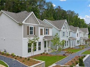 915 E Green Ln, Clarkston, GA 30021