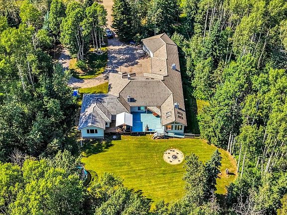 3rd image of 27 W Elk Valley Pl