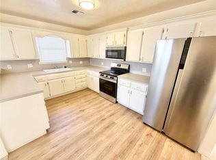 1102 N Lee St, Altus, OK 73521