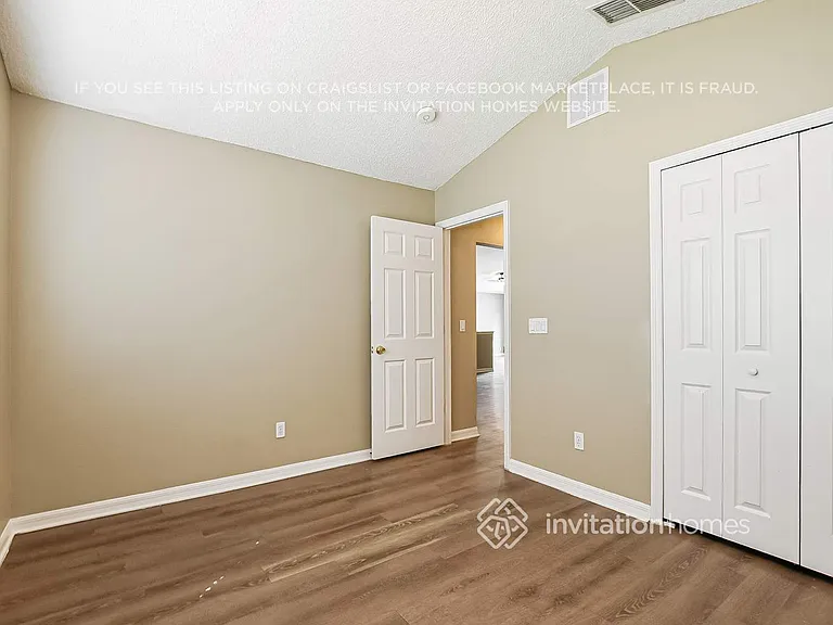 2126 Darlin Cir — Photo 10