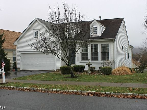 2nd image of 65 Kensington Cir