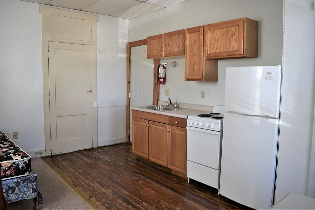 Building Photo - 777 Wayne Ave #1-6