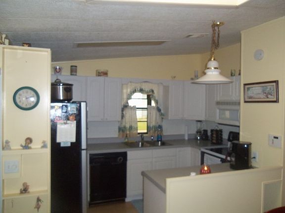2nd image of 444 Forest Ln