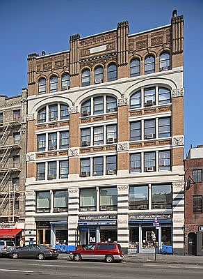 2nd image of 450 6th Ave #307