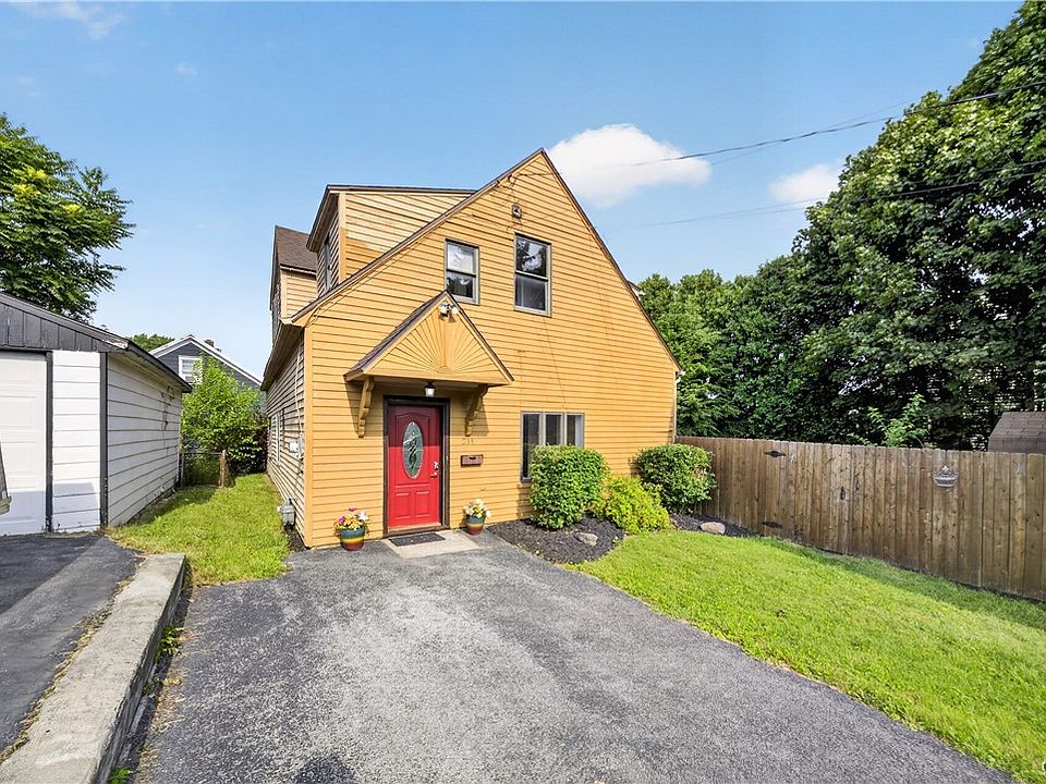 1st image of 211 Schaffer Ave