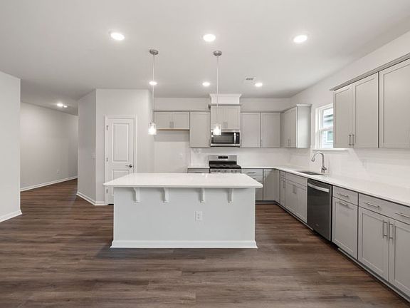 Kitchen with Large Island