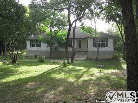1st image of 307 Fox Hall Ln