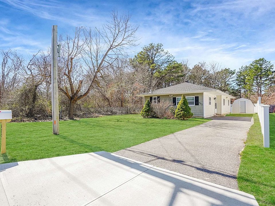 622 Bellport Ave, Bellport, NY 11713 Zillow