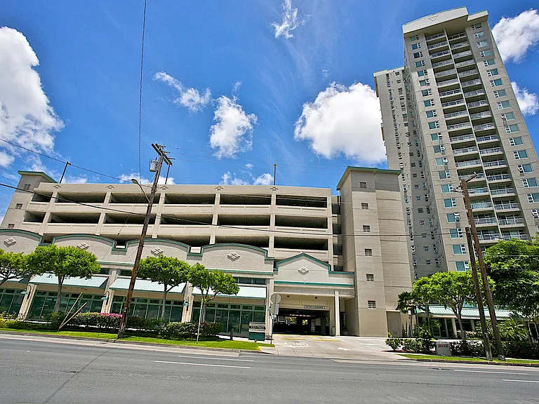 215 N King St #1803 — Photo 22