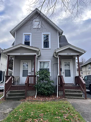 243 Milburn St #2 Photo 1