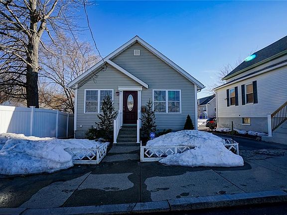 2nd image of 45 Leo Ave