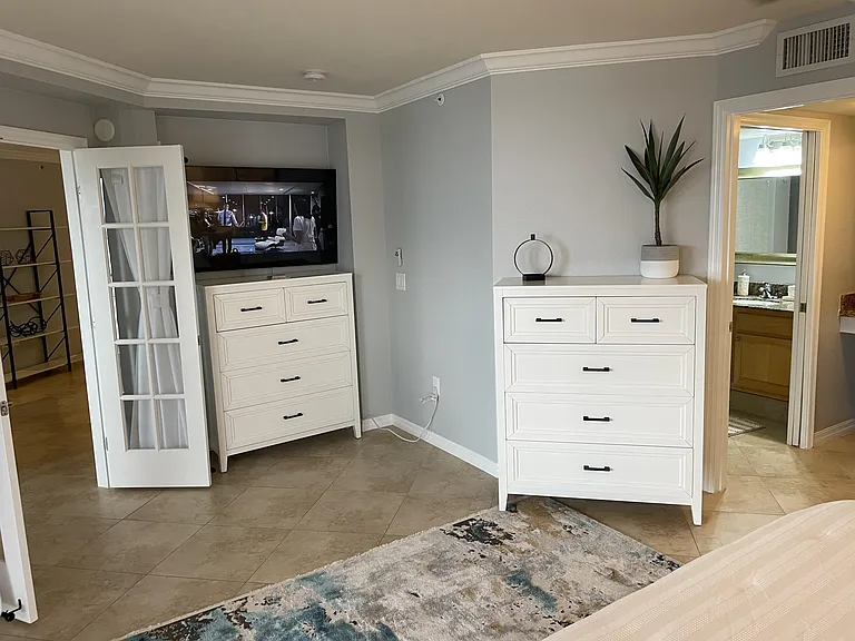 1801 N Flagler Dr #502 — Photo 12