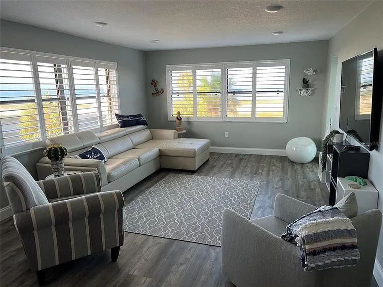1270 Gulf Blvd #401 — Photo 7
