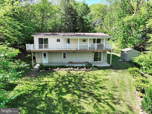 3rd image of 2211 Wynonah Dr