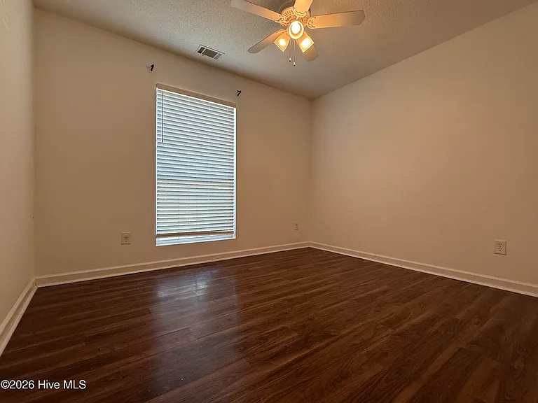4907 Creek Bottom Ct — Photo 13