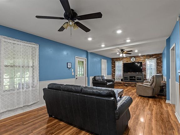 4th image of 7609 Madison St #5395