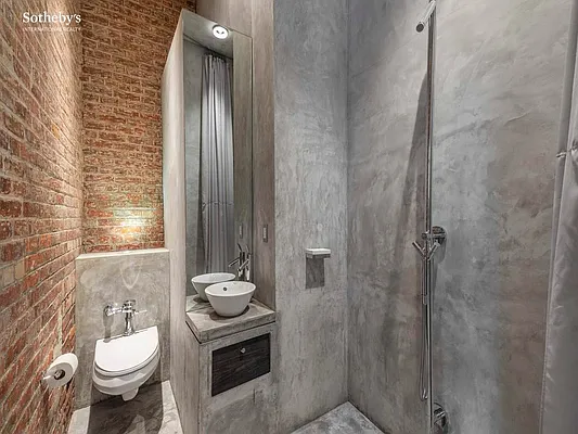 Rented by Sotheby's International Realty | media 11