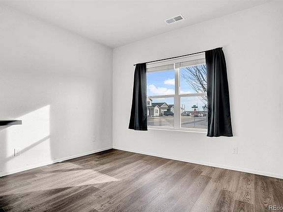 5th image of 501 Evans Avenue
