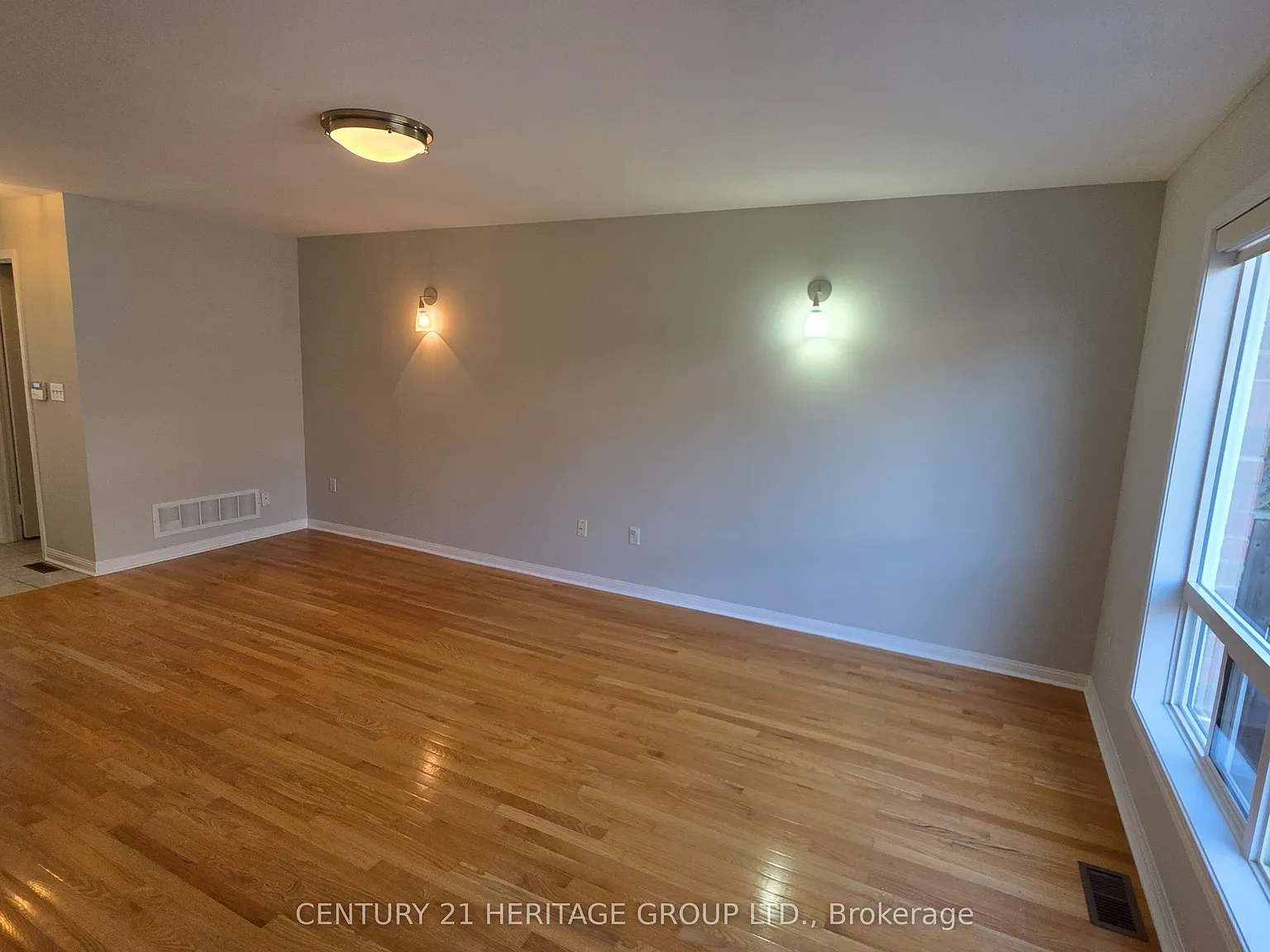 3 bed, $3,350 — Photo 4