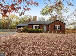 5501 Bradley Blvd, Alexandria, VA 22311