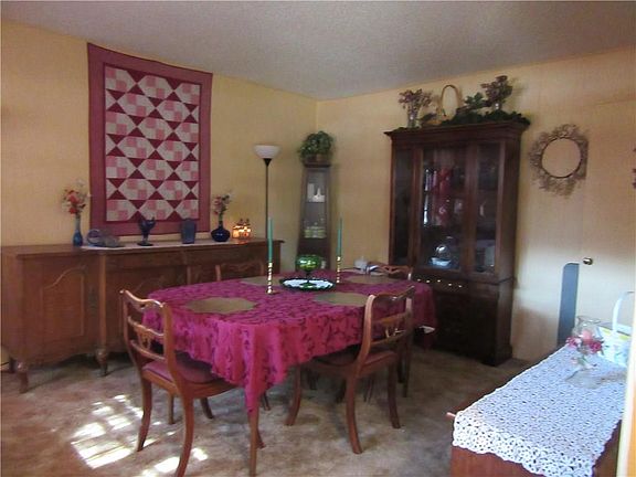 5th image of 1408 N Willis St