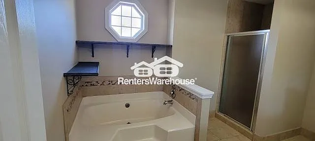 4745 King Saul Dr — Photo 8